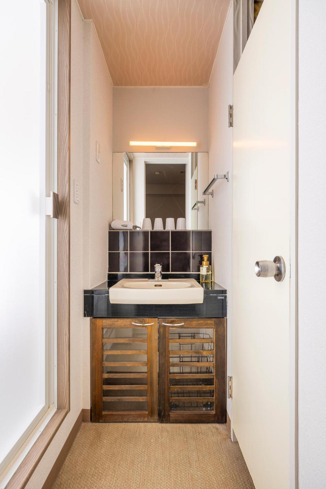 Hotel Cerezo Tōkyō Extérieur photo